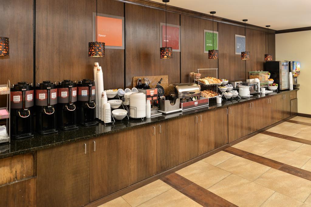Comfort Suites Alexandria Luaran gambar