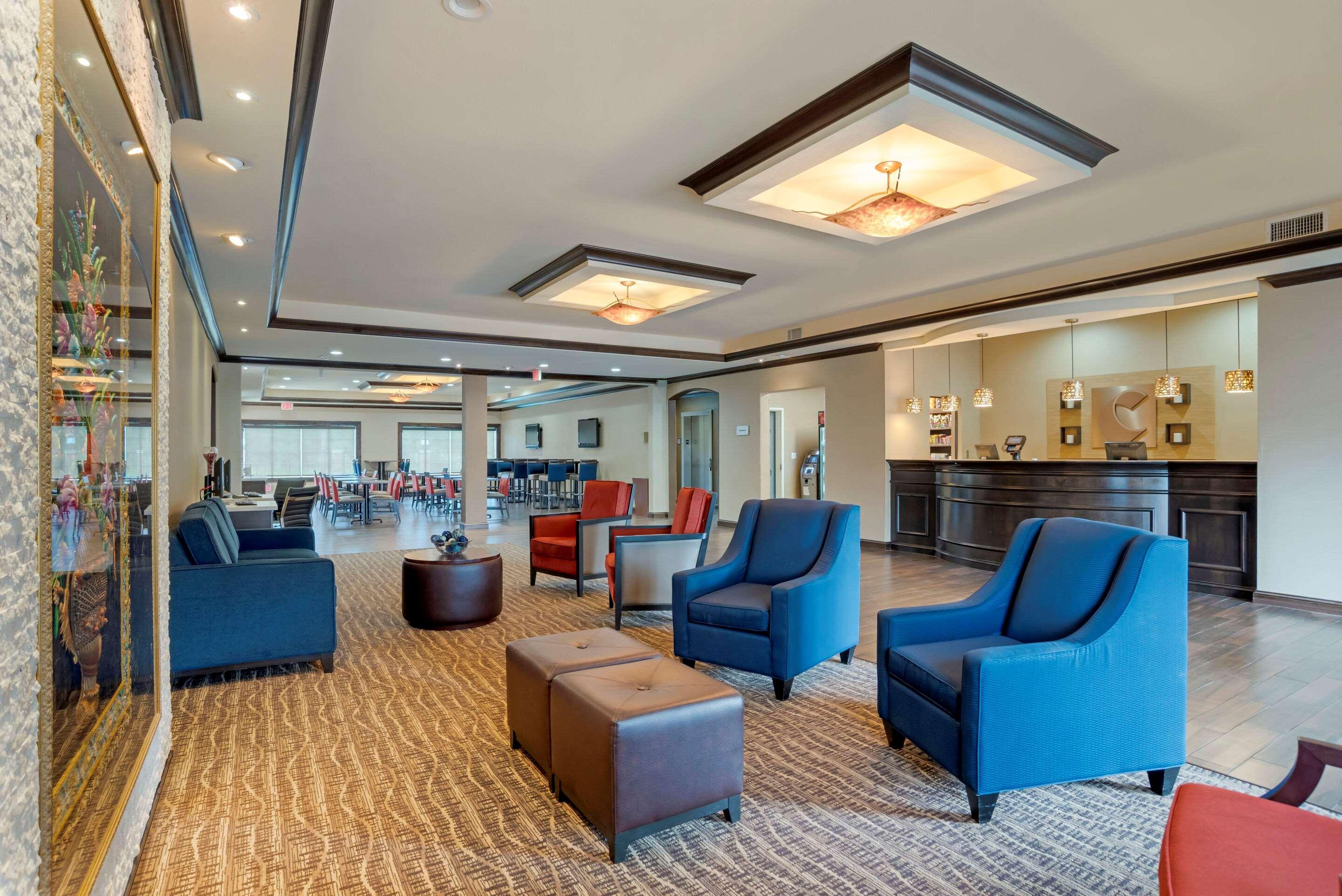 Comfort Suites Alexandria Luaran gambar