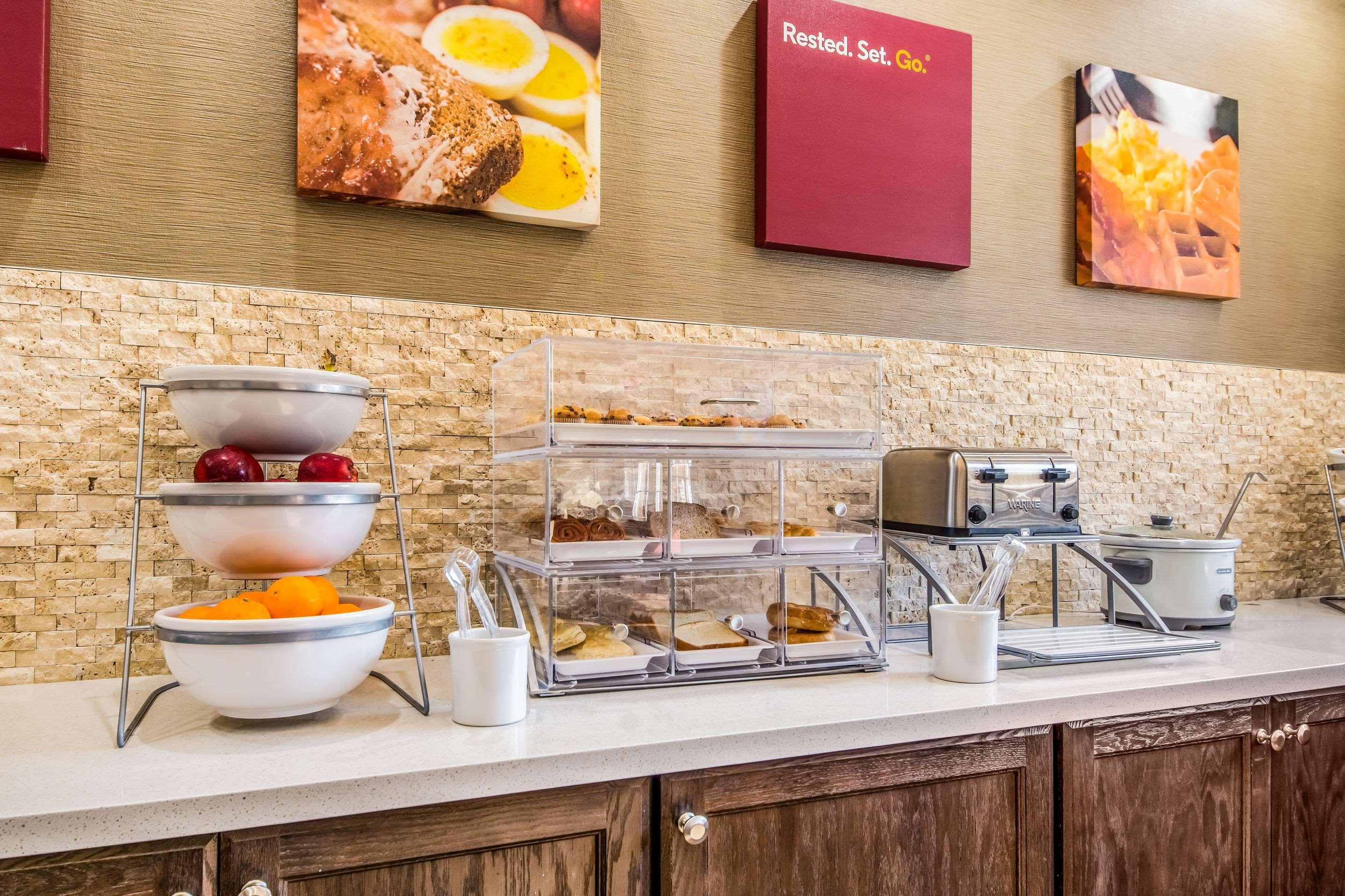 Comfort Suites Alexandria Luaran gambar