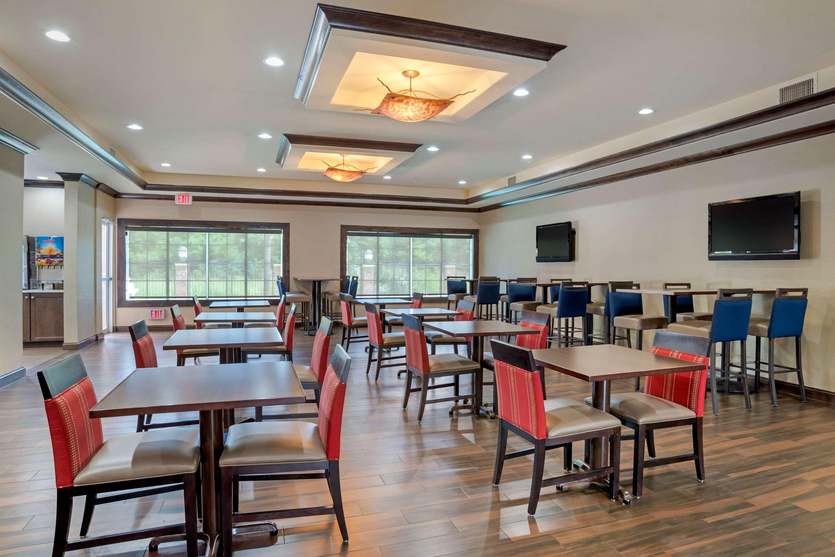 Comfort Suites Alexandria Luaran gambar